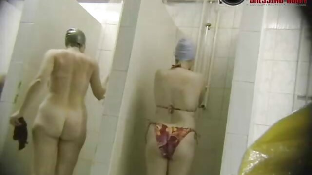 Kokybiški filmai :  Latina mergina nelaukia vaikino ir ištiesia kojas ant suoliuko Nemokami porno filmai 