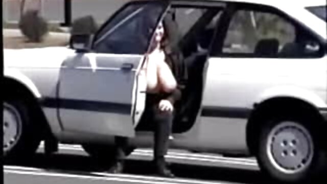 Kokybiški filmai :  Miela mergina ima didelį penį iš nugaros ant suolo Nemokami porno filmai 