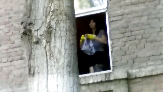 Kokybiški filmai :  Gražuolė MILF trinasi ir kiša savo gudruolį prie fotoaparato Nemokami porno filmai 
